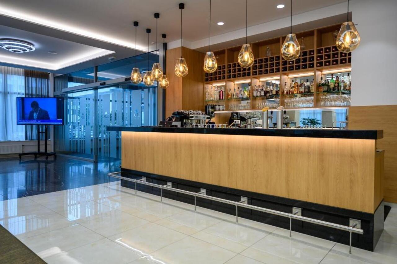 Hotel Lux บันสกาบิสตรีตซา ภายนอก รูปภาพ