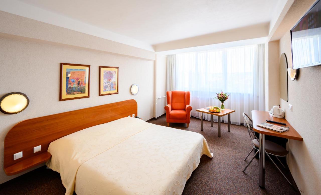 Hotel Lux บันสกาบิสตรีตซา ภายนอก รูปภาพ