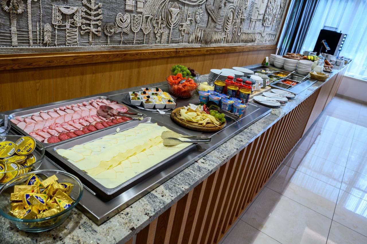 Hotel Lux บันสกาบิสตรีตซา ภายนอก รูปภาพ