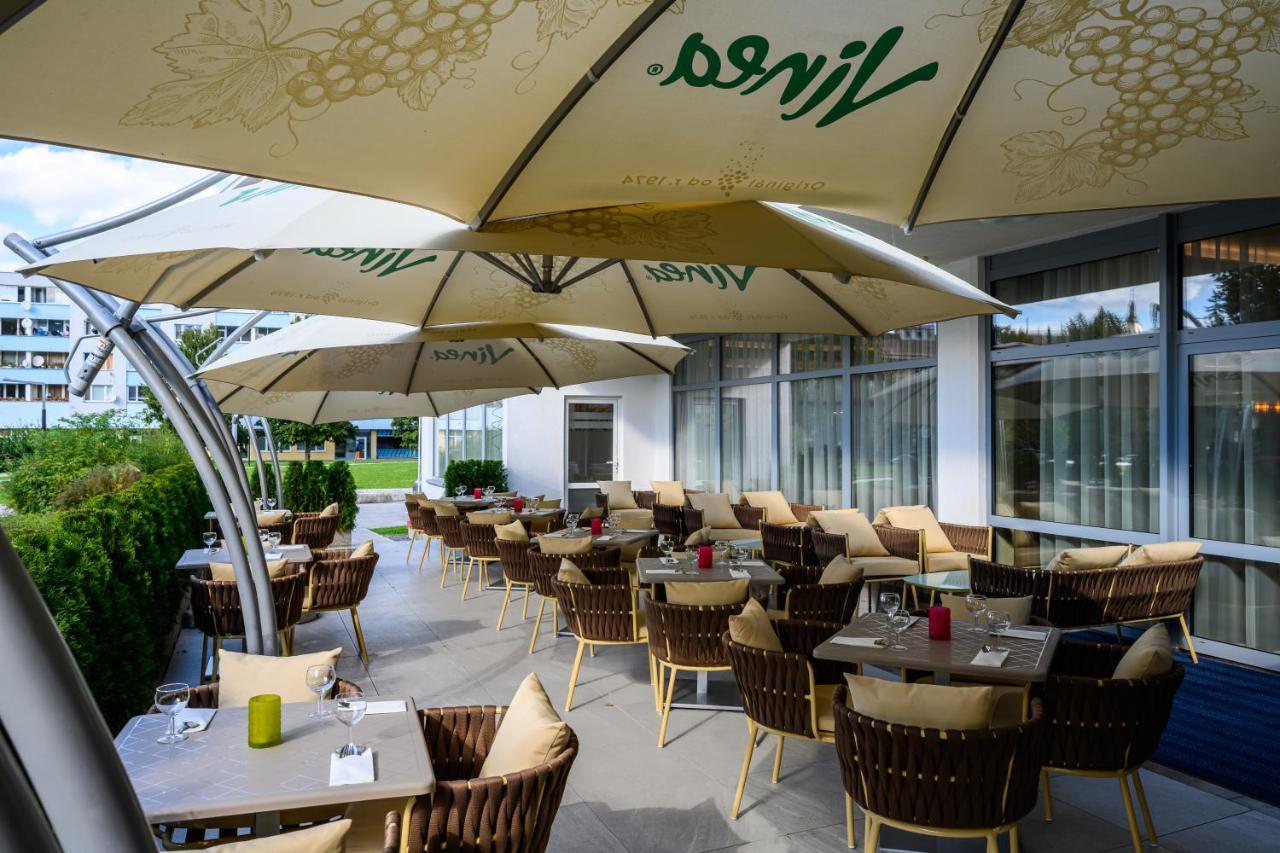 Hotel Lux บันสกาบิสตรีตซา ภายนอก รูปภาพ